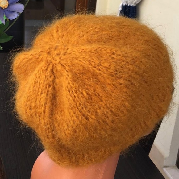 Handmade hat - Picture 2 of 2